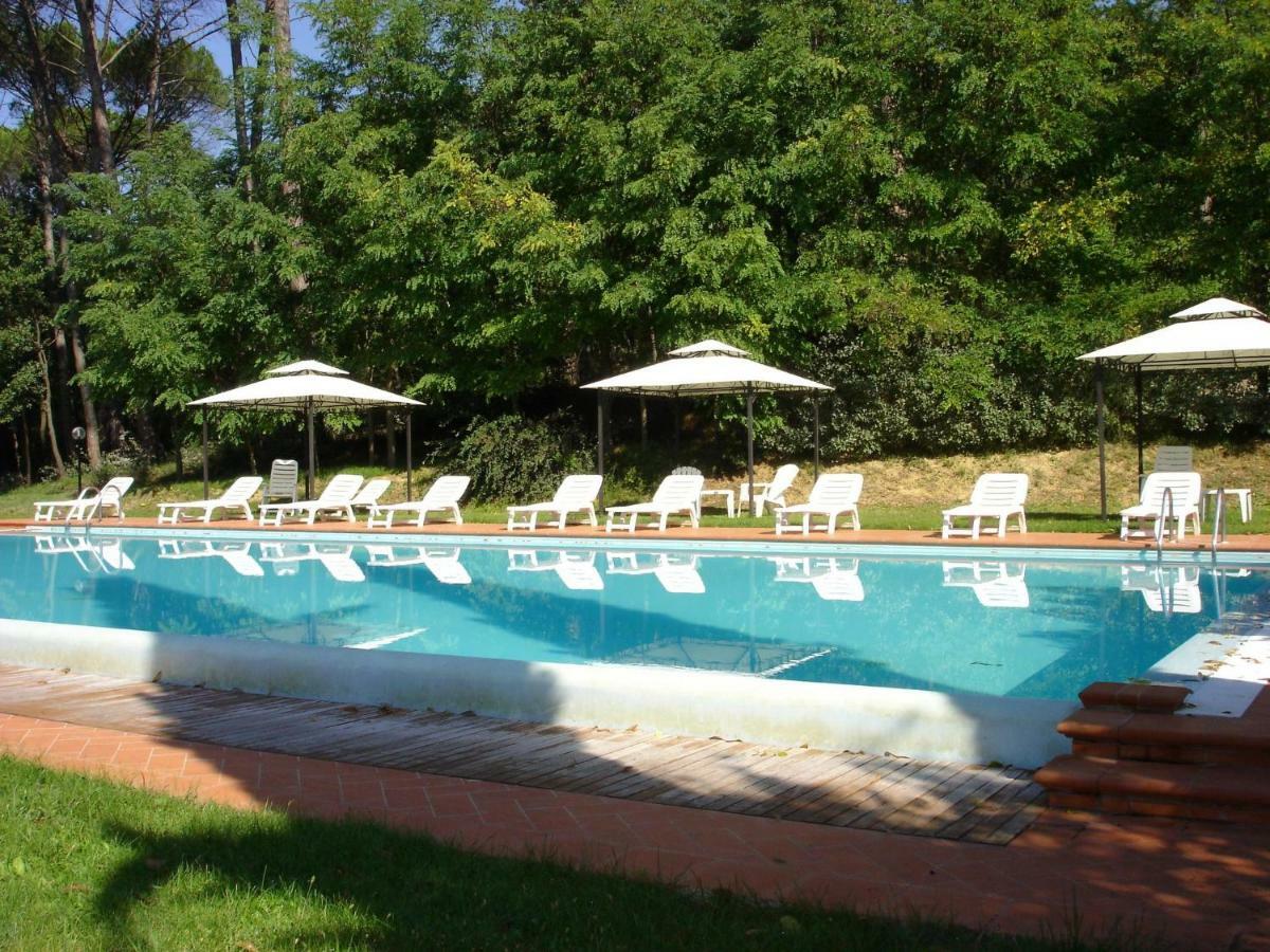 Appartamenti Avanella A 150 Mt Dalla Piscina 150 Mt From Swimming Pool Certaldo Luaran gambar
